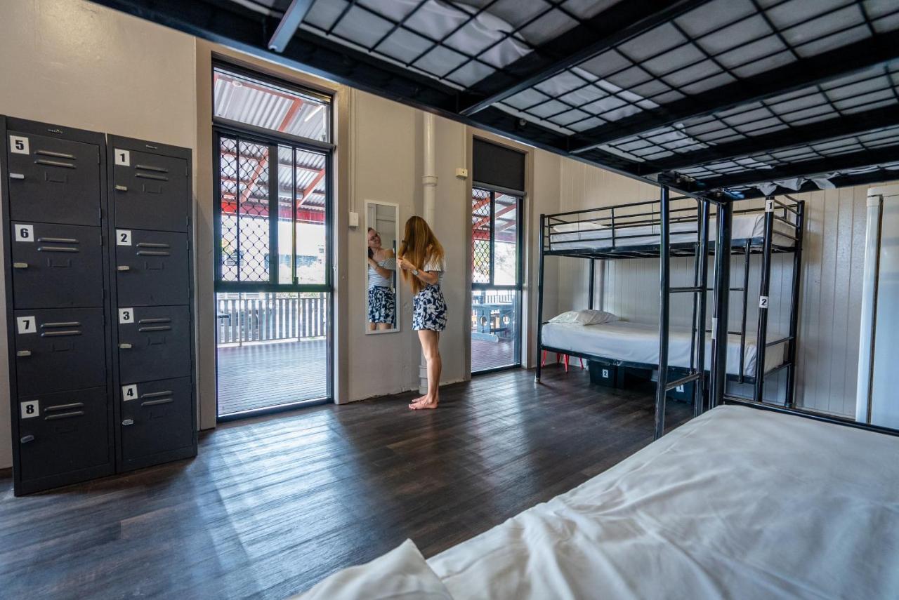 The Jack Backpackers Hostel Cairns Exterior photo